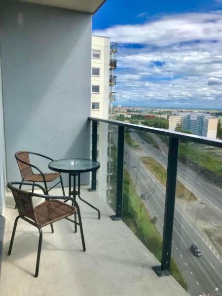 Karlson Boutique Apart Hotel Таллин Экстерьер фото